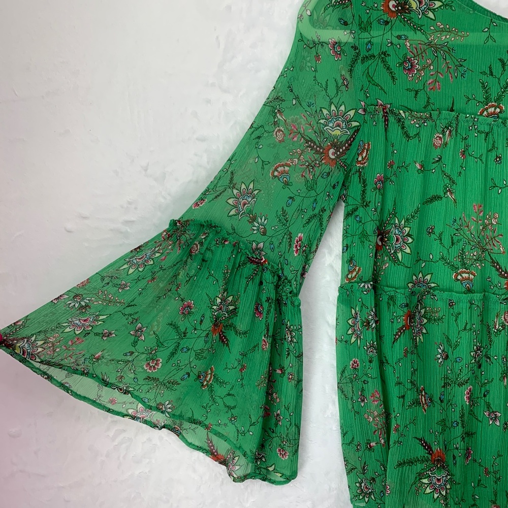 Sundance Tiered Bell Sleeve Green Floral Flowy Blouse Sz XS - Picture 5 of 11
